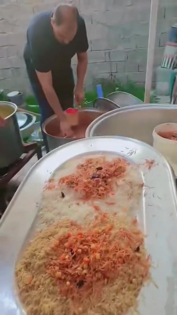 بمناسبة شهر محرم الحرام وتسهيلآ لاصحاب المواكب والمجالس الحسينيه يعلن مطبخ كرار سمكه عن استعداده التأم لتجهيز كافة انواع الطبخ والوجبات (بكميه كبيره وحسب الطلب) للحجز والاستفسار الرقم *********** مكان بغداد

