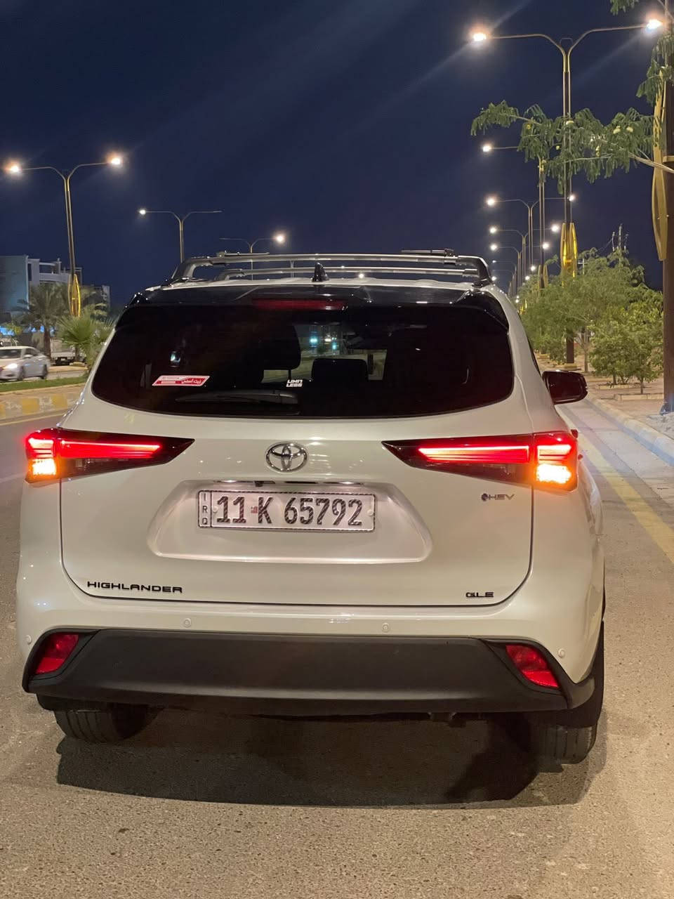 تويوتا هايلاندر GLE 2025 hev هايبرد بلاك ادشن 
  🔝خليجي سعودي  ( عبد اللطيف جميل ) 
السياره بحاله الزيزو ماشيه 5000 كيلو 

         فول مواصفات  GLE
  ✔️ المحرك 2500 هايبرد
  ✔️ رادار امامي + اوتو ستوب + تحديد مسار 
  ✔️ فتحه سقف سلايت
  ✔️ صندوق كهربائي 
  ✔️شاشة جبيرة وعدادات ديجيتل 
  ✔️ مري قابله للطي كهرباء
  ✔️ حساس امامي + خلفي
  ✔️ 3 انظمة قيادة + نقطه عمياء 
  ✔️ شاحن موبايل لاسلكي 
  ✔️ لايتات فول زينون + كشافات + بك لايت LED
  ✔️ بردات خلفيه   
  ✔️ رنكات حجم 18 أنش
  ✔️ ملحقات السيارة كامله 
السياره مضلله حراري كوالتي عالي 
السياره مغلفه نانو سيراميك 
ارضياتها تفصال مع غلاف الدشبول والستيرن
 
للاستفسار ***********
