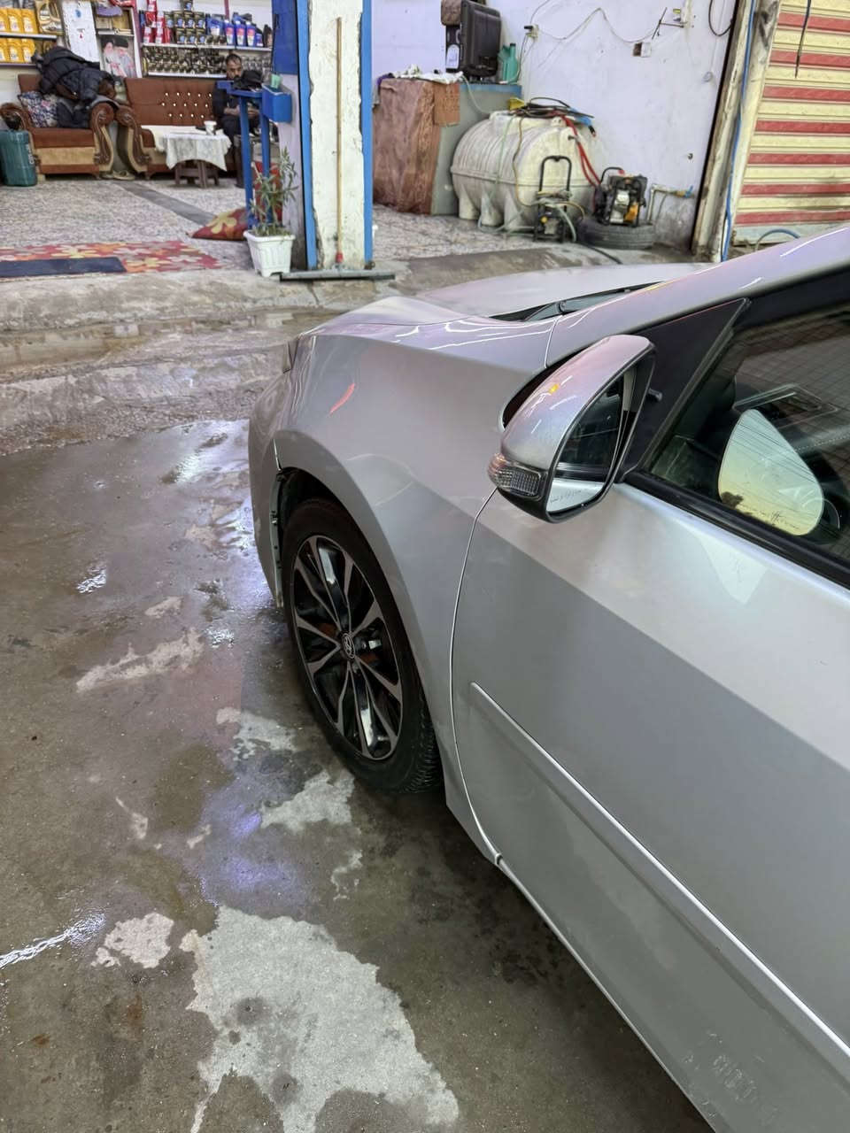 كورله 2018 فول مواصفات ١/١
وارد مريكي عارضه سياره 135 وبيه مجال بسيط 

لستفسار تصل عله رقم ***********
