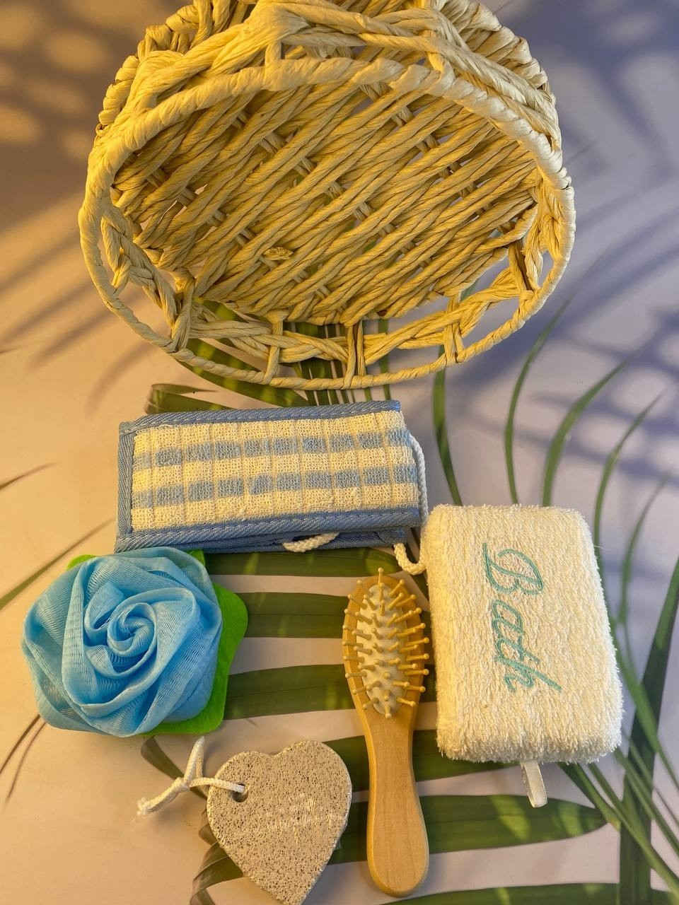 بكج الحمام 🧖🏻‍♀️🧖🏻‍♂️

يتكون البوكس من 5قطع عبارة عن ليف خاصة الجسم والوجه ومناطق مع فرشة تدليك الشعر ومنعمة لتنعيم القدم ✨

هواي هسه تكولون ليش بي عدت قطع ليف هاي كل قطعة لمنطقة 

1--مثل قطعة للوجه لئن ناعمة مسبب اي خدوش وتجاعيد للوجه 

2-- قطعة لتدليك الجسم دائماً بنات يشكن من الحساسية والاحمرار الجسم وسبب هاذ انو مدلكون الجسم بشي ناعم 

3-- فرشة للشعر تستخدم ويا زيوت او شامبو 

4-- حجر ناعم للقدم 

5-- قطعة خاصة للظهر 

#بكج_الحمام #هدايا_نسائيه #عناية_شخصية #الديوانية_سماوه_كربلاء_نجف_حله_ذي_قار #حله_سماوه_النجف_ناصرية_كربلاء_بصره_بغداد


**إذا كنت صاحب هذا الإعلان وتريد حذفه لأي سبب، رجاءا أرسل رسالة إلى الدعم الفني**