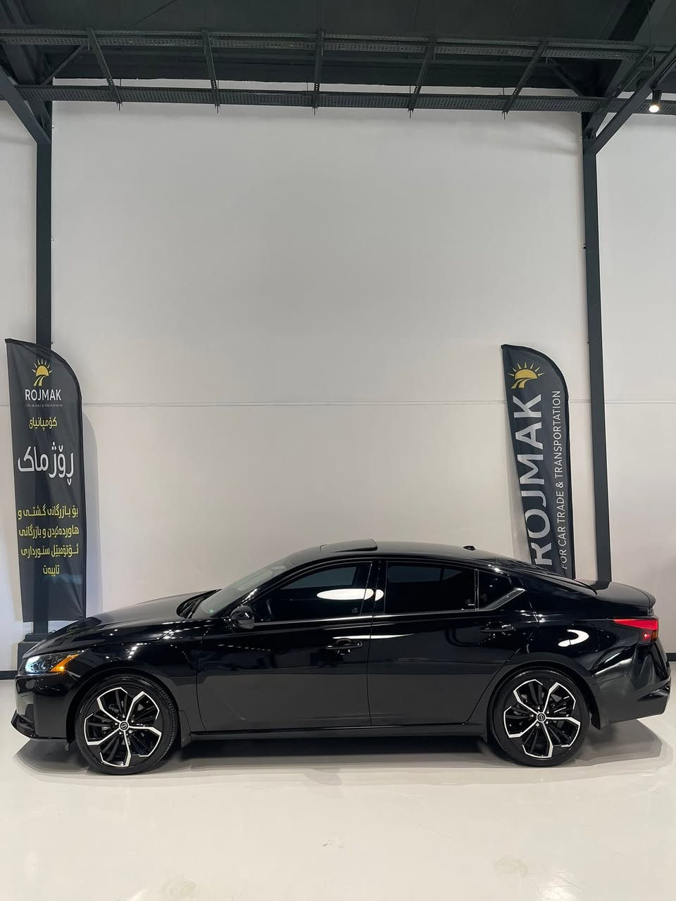 Nissan Altima 2024 SR plus
سەیارەکە پێش و پشتی کەپسە — بێ بۆیاخە 
یەک چاملخی پێشەوەی سەکن گۆڕاوە بە بیلاد 
بە بێ ناو گرتن - بەبێ شانسی بێ بەدەن - ڕادێتەر بیلادیە
ئێرباگی بەس سکان و شان سستمە — ڕەقەم کاتیە 
٩ هەزار مایل ڕۆشتووە — شوێن سلێمانی.  

1N4BL4CV8RN436213

***********
***********

نیسان التیما ٢٠٢٤ اس ار بلاس 
سیارە بجم کبس - بدون صبوخ 
بس جاملخ امامی سکن تبدیل بلادی 
بدون دواخل — ماشیە ٩ الف میل 
ارباک بس ستیرن طاک سستم — مکان سلیمانیە

1N4BL4CV8RN436213

***********
***********
