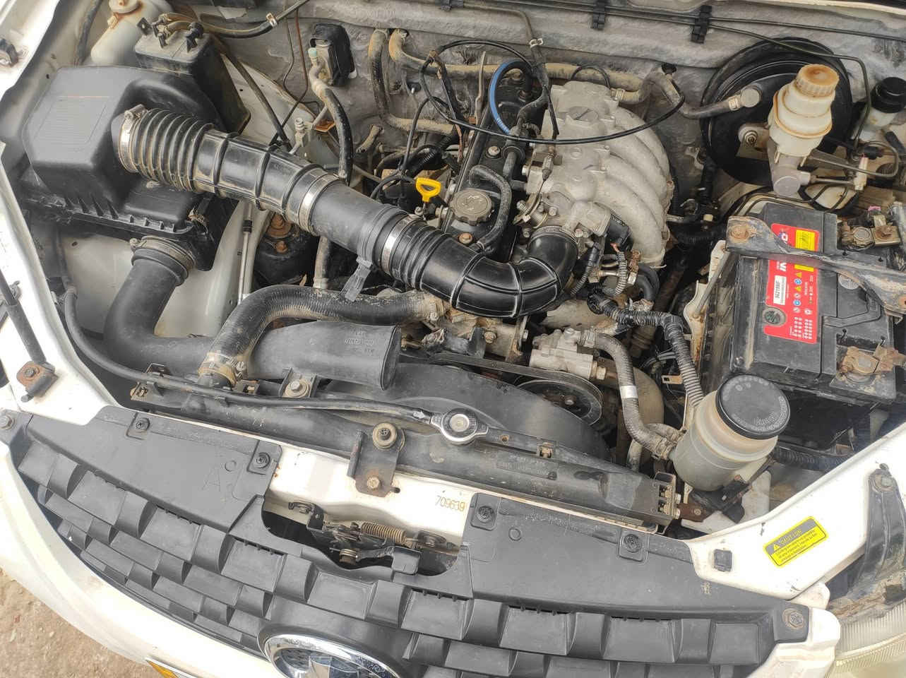 سياره كريتويل 2015
كفاله فول 
رقم ***********
