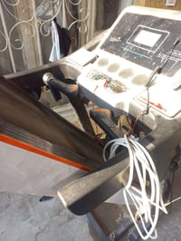 جهاز جري مستعمل شىء قليل للبيع وزن ١٢٠ كغم السعر 300الف وبيه مجال لشرا...