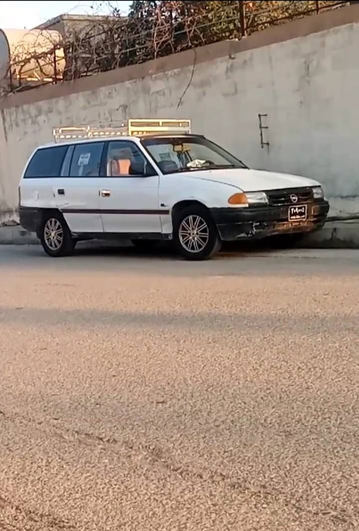 ئؤبل ئه سترا ١٩٩٢ مه كينه ١٨ي مه رغوب ئارموو سه نه وي به شه رتي ئه وه ليات ووموسو براوه و وه رگه راو هه موي به شه رته ئ معره ز نيه زؤربئ مشكيله شقلاوة, أربيل


**إذا كنت صاحب هذا الإعلان وتريد حذفه لأي سبب، رجاءا أرسل رسالة إلى الدعم الفني**