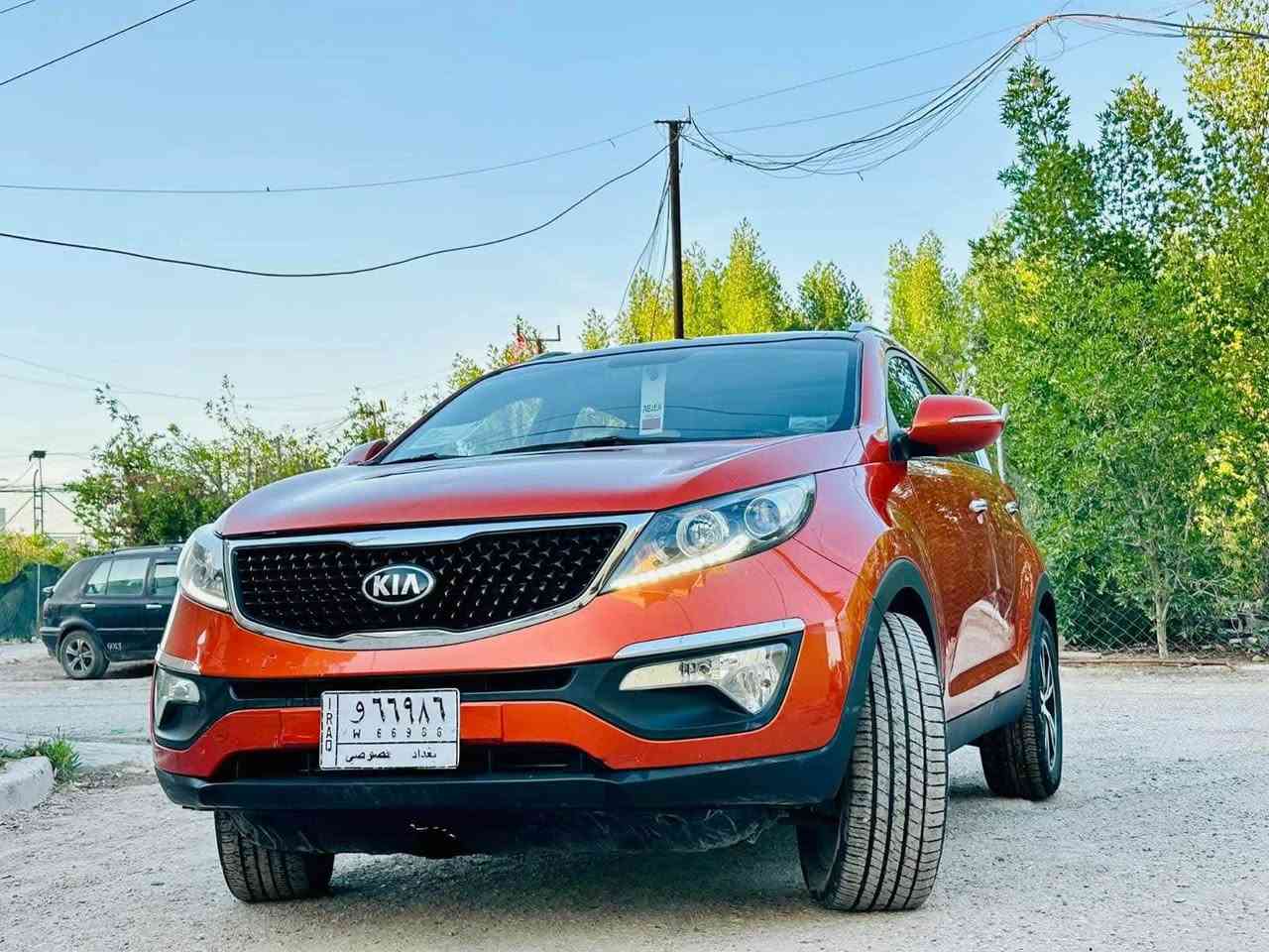 السلام عليكم 
سبورتج ٢٠١٥ خليجي 
بنوراما
محرك ٢٠٠٠ دوش 
مكفوله من صبغ  
فقط بارد حافة جاملغ السكن 
سياره كلش جديده 
سماعات دمام امامي
لد امامي 
كامري
نزول منحدرات
ايكو
حساس خلفي 
فول تحكمات ستيرن 
غرفتها جديده جدااا
تخم تاير جديد 
صدر جديد 
تبريد  ثلج 
مري شفط واشاير
رقم بغداد مشروع وطني سنويه جديده  باسمي تحويل ثاني يوم 
مكاني الدورة 
سعرها 145$  مجال بسيط 
رقمي*********** بغداد, العراق
