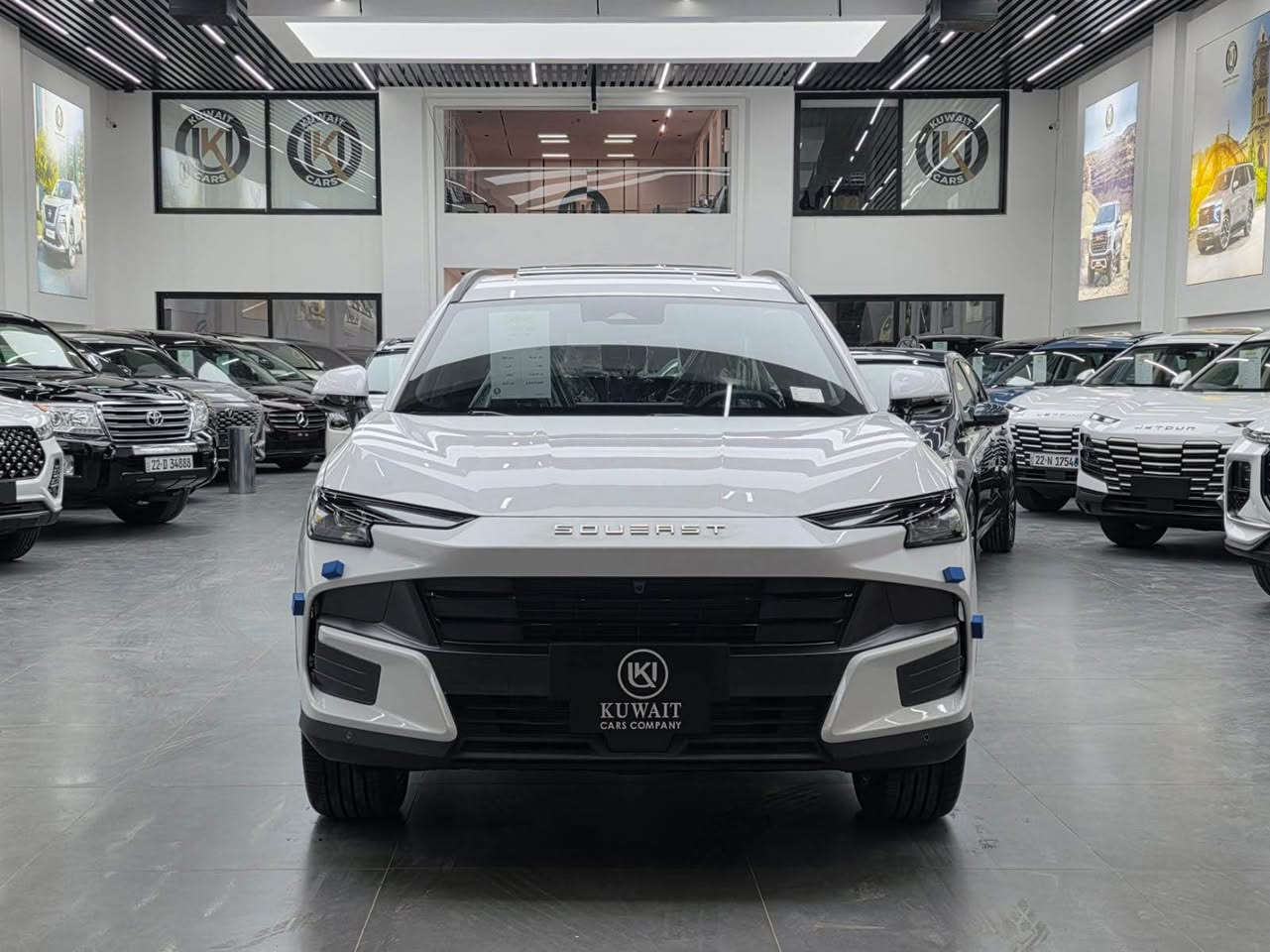 🚗 Soueast S06 Hybrid 2026 (Full Options)
📌 بەشی کوردی:
• جۆری ئۆتۆمبێل: Soueast S06
• مۆدێل: 2026
• بزوێنەر: هایبرید (بەنزین + کارەبا ⚡) - زۆر کەممەسرەف و بەهێز
• ڕەقەم: کاتی
• شوێن: هەولێر (سیارە)
• مواسەفات: فول مواسەفات (فول ئۆپشن)
✨ گرنگترین مواسەفاتەکان:
• بزوێنەری 1.5L Turbo پلاگ-ئین هایبرید لەگەڵ گێڕی پێشکەوتووی DHT.
• شاشەی گەورەی ناوەڕاست 15.6 ئینج (سیستەمی هۆشمەند).
• کامێرای 540 پلە (Panoramic 360 + دیمەنی ژێر ئۆتۆمبێل).
• سیستەمی دەنگی پێشکەوتووی SONY (8 بڵندگۆ).
• ویلی 20 ئینج سپۆرت.
• کوشنی چەرم، کارەبایی، لەگەڵ سیستەمی ساردکەرەوە (کاردەکات بە شەحن و بەنزین).
• سەقفی پانۆراما، لایتەکانی Matrix LED.
• شەحنکەرەوەی بێوایەری مۆبایل (50W Fast Charging).
• سیستەمی سەلامەتی (ڕاداری پێش و دوا، پاراستنی هێڵ، برێکی ئۆتۆماتیکی).
📌 القسم العربي:
• نوع السيارة: ساوایست Soueast S06
• الموديل: 2026
• المحرك: هجيني (بنزين + كهرباء ⚡) - اقتصادي جداً وقوي
• الرقم: رقم كاتي (مؤقت)
• الموقع: أربيل (سيارة)
• المواصفات: فول مواصفات (أعلى فئة)
✨ أبرز المواصفات:
• محرك 1.5L توربو پلاگ-إن هايبيرد مع ناقل حركة DHT المتطور.
• شاشة وسطية عملاقة مقاس 15.6 بوصة بنظام ذكي.
• كاميرا 540 درجة (محيطية 360 + رؤية الشاصي السفلي).
• نظام صوتي احترافي من SONY (8 سماعات).
• ويل كروم سبورت مقاس 20 إنش.
• كراسي جلد، تحكم كهربائي، مع نظام تبريد المقاعد.
• سقف بانوراما، إضاءة Matrix LED أمامية وخلفية.
• شاحن لاسلكي سريع للهاتف بقدرة 50 واط.
• أنظمة أمان متطورة (رادار أمامي وخلفي، تحديد المسار، فرملة طوارئ ذاتية).
📞 لۆ پەیوەندی و زانیاری زیاتر / للاستفسار والاتصال:
• ***********
• *********** أربيل, العراق

