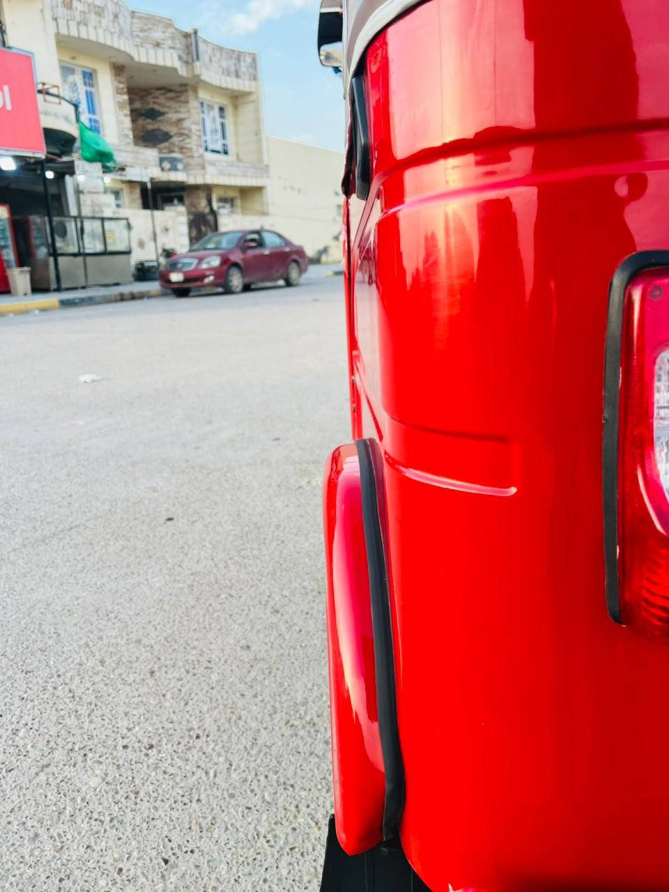 ‏سلام عليكم تكت موديل 22 كفالة من الزرق محرك كير وكسل كل ب شرط كفاله عامه خون تكتك مل حطينه البيت فقط يعني مامشتغل هو ومامصعدين بيه عبريه سنويه وهز جديد رقمه بغداد تحويل وين مايعجب المشتري هذا رقم وماجوب خاص ***********وبل خير على يخذه
