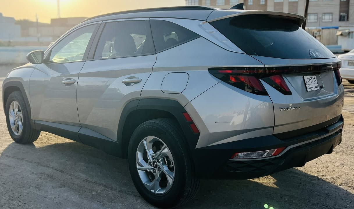 السلام عليكم / للبيع او مراوس حسب القناعة
توسان وارد امريكي موديل 2024 فول موصفات حادث كلش بسيط وبيها سونار

راديترات وتبريد ومروحة بلاديات بوضع الشركة - مواصفات sel

محرك 2500 

كشن كهربائي

بصمة تشغيل  و بصمة ابواب وتشغيل عن بعد

صندوك كهرباء

لايت زينون عالي ناصي 

LED البجم لد نهاري 

اشاير مري

رادار امامي وجانبي وخلفي 

تحديد مسار قيادة آليه

داخل لونين اسود مطعم بيجي

سايد بريك بصمة

اوتو هولد 

مود درايف انظمة قيادة متعدده 

قطعتين تبريد 

شاشة تدعم كار بلي 

كامرا خلفية دوارة 

تحكمات استيرن وكروز سرعة 

وباقي المواصفات معروفة 

سعرها 185  ورقة

رقم قادسية شهداء


**إذا كنت صاحب هذا الإعلان وتريد حذفه لأي سبب، رجاءا أرسل رسالة إلى الدعم الفني**