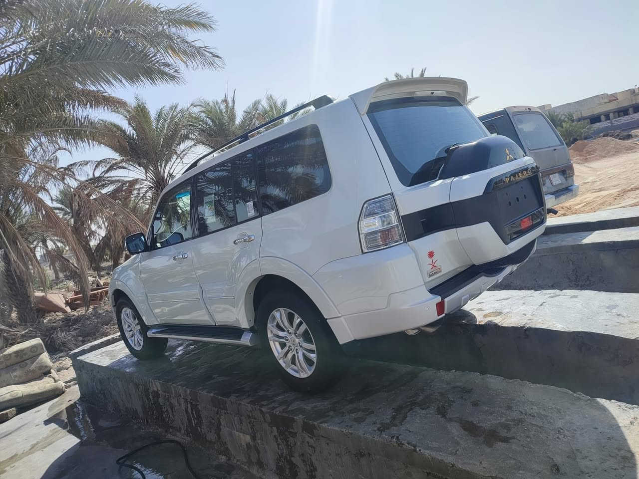 السلام عليكم ورحمة الله وبركاته
باجيرو موديل 2019 خليجي وكاله حبتور علامه ذهبيه    محرك (3800)🚀

بيها بنيد ضبغ اثر طخه بسيطه والباقي كفاله عامه من الشخط والتكحيل والبارد والفتح والصبغ حتى الادواره مال الإجاملغات الاماميه البلاستك قطره صبغ مابيهن سياره جديده كارتون   (سبير مانازل )   ماشيه 115 ألف 

محرك كير حداديه على الشركه جدد مكفولات 

    

فول مواصفات       1

سلايت 

دمام

تحكم استيرن 3جهات 

كشنات جلد كهربائية 

دفلوك 

شاشه كأمره 

حساسات 

لايت زنون 

زراك لايت 

كشاف خلفي ضباب 

حجم المحرك (3800)

7️⃣ راكب 3️⃣ قطع تبريد 

وبعد بيها هواي مواصفات 

رقم أربيل دولي هزه جديده سنويه مجدده لل2030    تريد تحويل تريد وكاله 

السعر 175 وبيها مجال 

للاستفسار الاتصال على الرقم التالي 

***********
