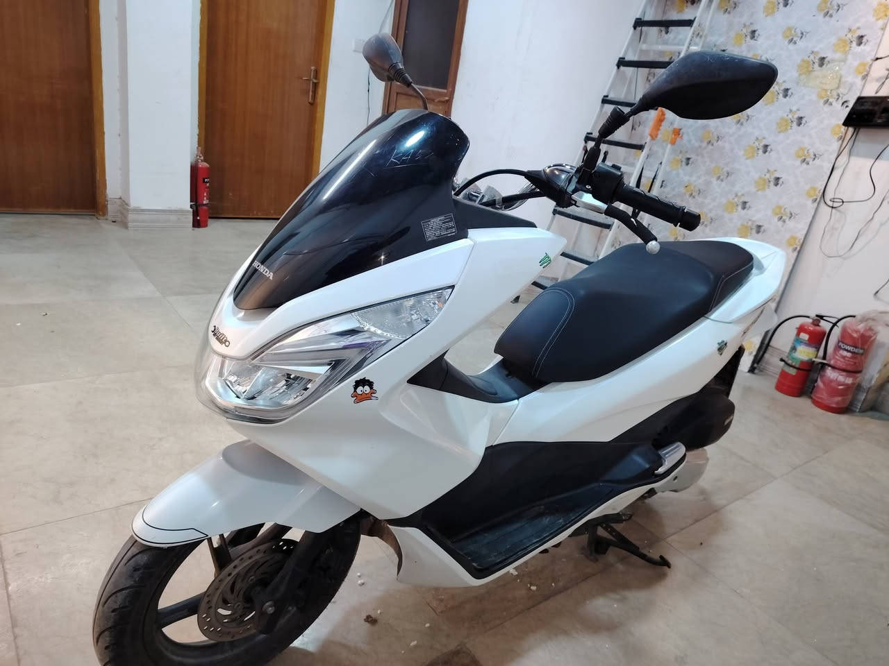 Pcx جيل الثاني ياباني jf صارلها شهر طالعه من الرمبه بعدها على  وضع الرمبه مكاني نجف
رقم ***********
