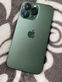 ايفون 13 برو ماكس ذاكره256  بطاريه100  شاشه مستبدله اصليه  كامره ال x2...