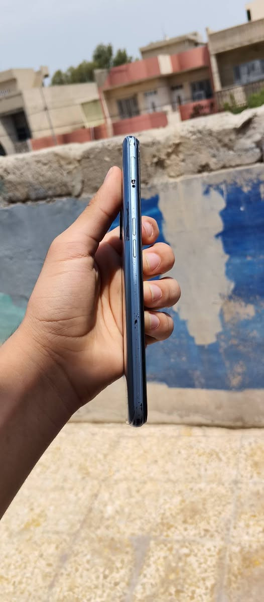 موبايل realme 7pro
 جهاز مستعمل قوي بالالعاب والتصوير 
المعالج :  Snapdragon 720G Octa-core 
Ram:8 +5
سعته :128 
كامره :64 ميگا بكسل
يدعم 60 fps
دبل سيمكارت 
 مبدل شاشه 
بي شخطات بسيطه بالظهر 
وبي كسر بسيط بالشاشه بالاسفل ماتاثر ابد ابد 
انطي سعر من يمك بالخاص.


**إذا كنت صاحب هذا الإعلان وتريد حذفه لأي سبب، رجاءا أرسل رسالة إلى الدعم الفني**