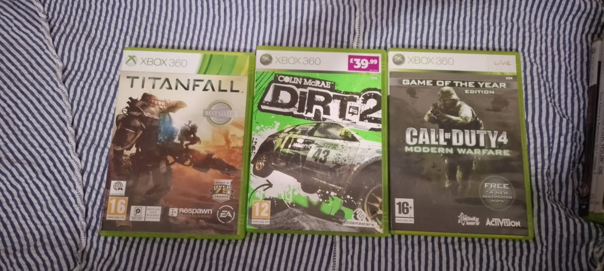 أقراص أكس بوكس 360 للبيع أبيعهم مجموعه العدد 12 لعبه الأقراص كلهم نضاف نفس الجديد مامستخدم هواي سعر المجموع 90 ألف


**إذا كنت صاحب هذا الإعلان وتريد حذفه لأي سبب، رجاءا أرسل رسالة إلى الدعم الفني**