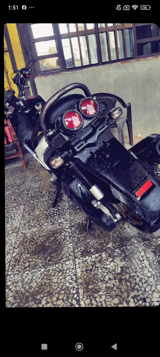 سلام عليكم .
دراجه سكنس جبلي نزلت رمبه بشهر الـ 11 
دراجه اي عيب مابيه 
مكينه مامفتوحه ولاملعوب بيه 
كلج امامي رياضي
كلج خلفي بلادي 
دراجه رزنه ومعدل وشلعه خير من الله 
السعر خاص 
الرقم ***********
