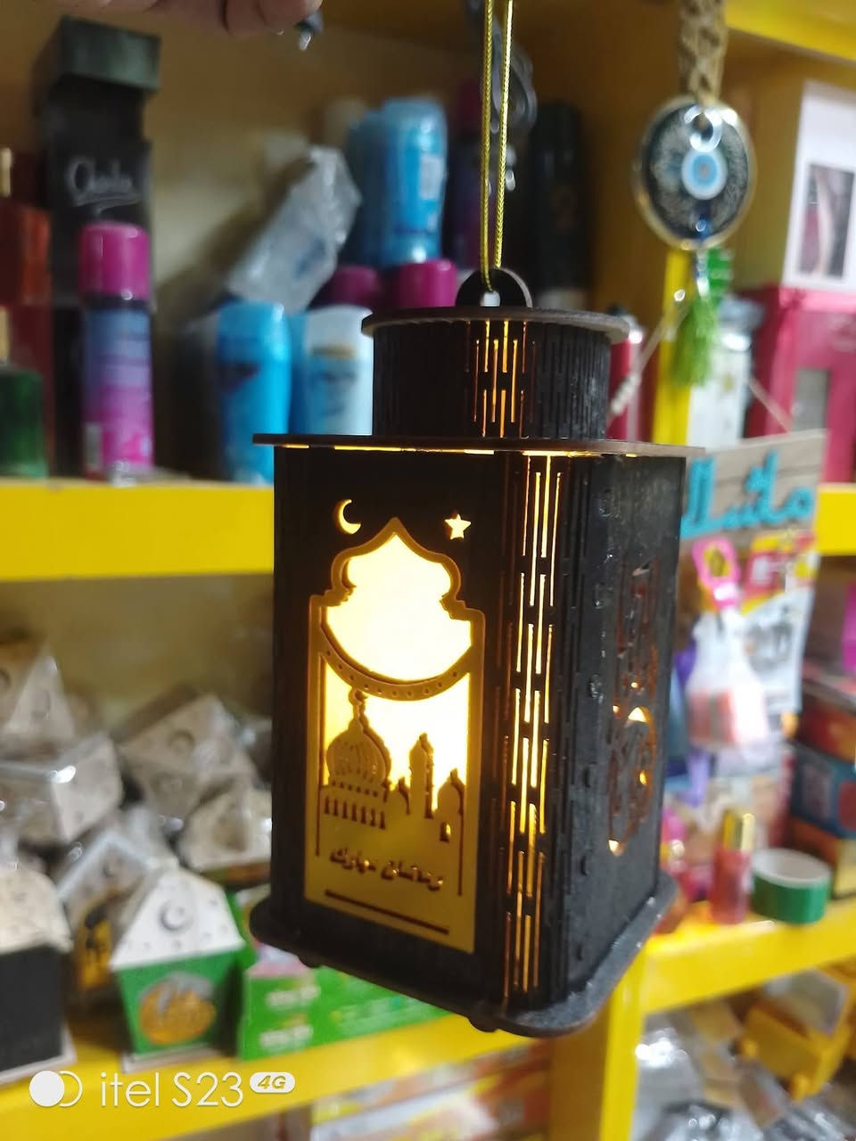 #بضاعه #جديده /فوانيس رمضانيه السعر4000دينار
 عروووض 🔥🔥 تخفيضااااااات🔴
🛵🛵يوجد توصيل داخل الديوانيه وتوصيل محافظات🚕
⁦☎️⁩ ***********
العنوان 🔍 : الديــوانية–لجلبيه–قرب سوك ابو جميغ
 مقابل كراج الشفلات
" 😊 أهلا وسهلا بكم في مجمع الصادق .
