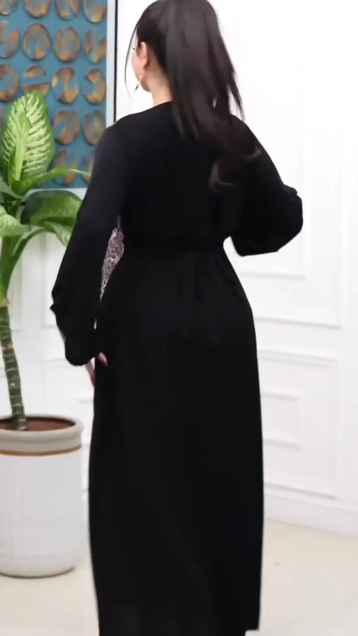 السلام عليكم حبايبي أزياء السلامي للألبسة الجاهزة 
ملكي حسناء حبرسندرلا 🔥
كلوش وحزام 
درزن اسود ملكي
L-XL-2XL
حجز واتساب 
*********** 
توصيل لكل العراق 
#العراق #بغداد #كربلاء #النجف #موضه

