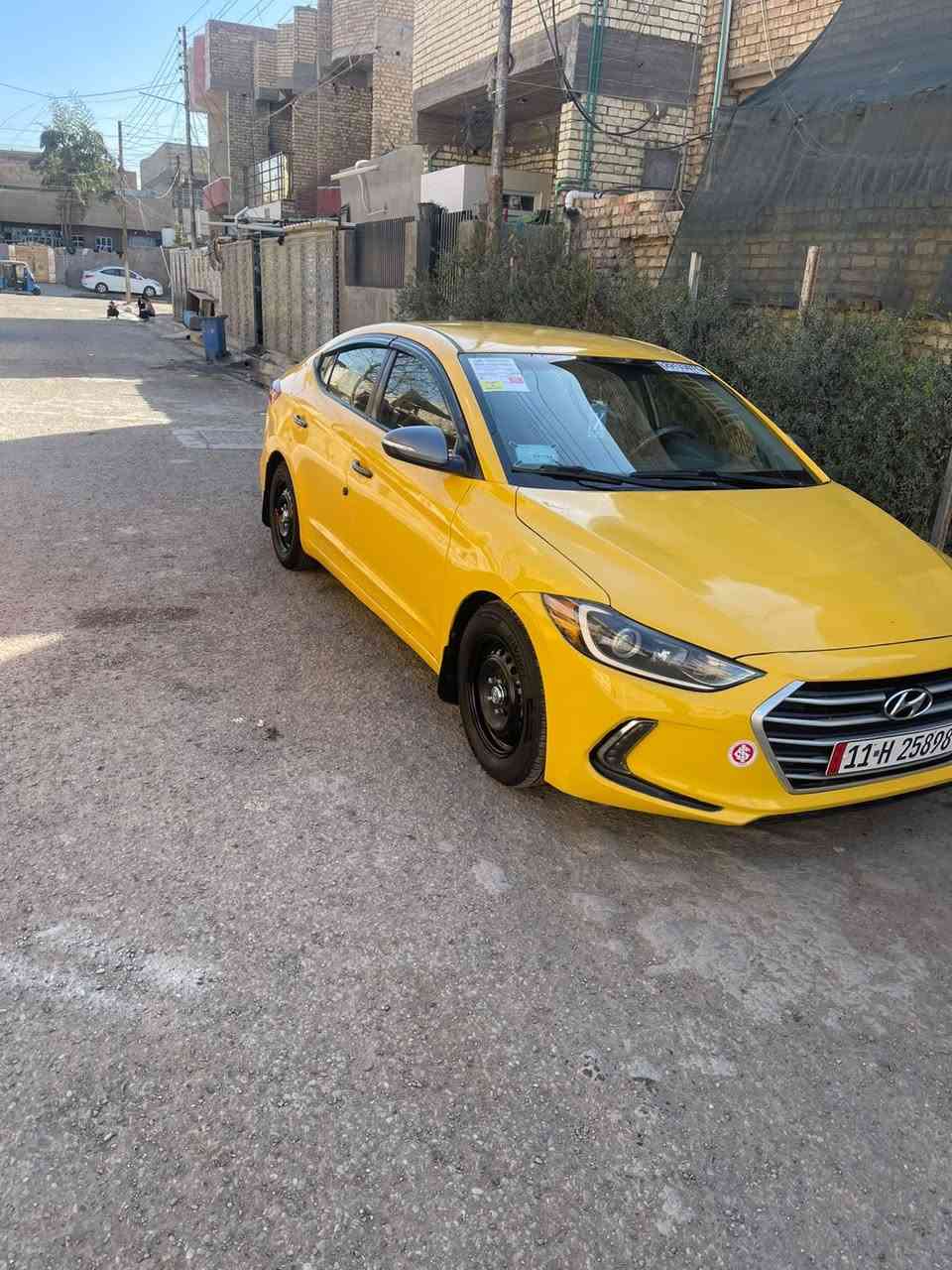 السلام عليكم انترا موديل 2018 صوره الحادث مرفوق بلمنشور سياره مكفوله من دواخل تخم تاير تبريد شغال تحكم ستيرن جيهتين محرك 2000 دوش حداديه جديده اشاير بالمري مكاني بغداد رقم تلفون ***********
