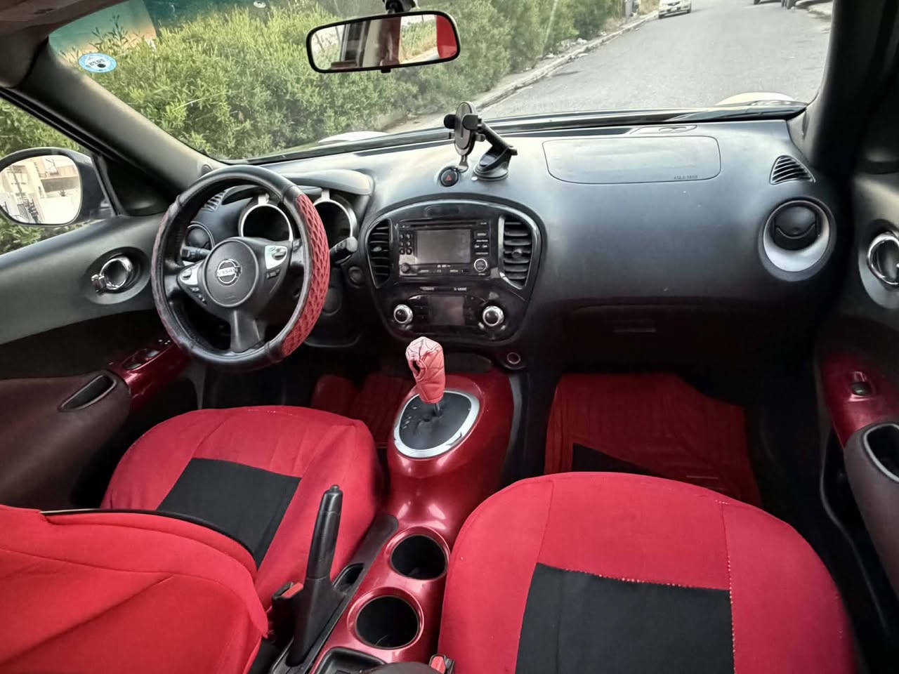 *********** نیسان جوکی مودیل 2011 فول فول مواسەفات گێڕ توماتیک و عادی ڕەقەم و سەنەوی نوێیە پێنج پارچەی سبوغە گێڕ و مەکینە و بڕاوەی بەشەرت سعری 82 وەرەقە و مەجال ***********

