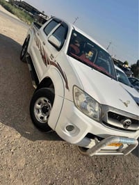 تويوتا هيلوكس • ٢٠٠٩ • دهوك