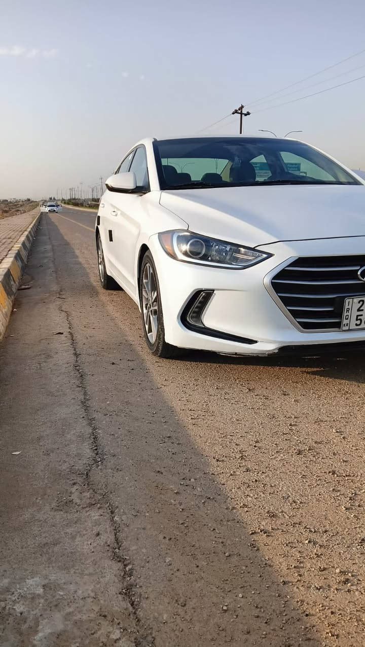 سلام عليكم 
سيارة النترا 2018 
السعر 135 وبيها مجال بسيط
وارد امريكي 
مكينة 20 دوش شرط شركة
كير at
نقطة عميه مري
تشغيل عن بعد
تحكمة استيرن
سيارة ماشية 106 mi
سياره فول عده اسلايت
الحادث امريكي امبدل. باب اصلي نفس اللون جاملخ شبر صبغ فقط  مع الحادث وبوند ربع صبغ بدون معجون بدون دواخل ايرباكات سليمة
تايرات جديدة ويل جديد حدادية شرط
سيارة بسمي رقم اربيل مسطرة 
سيارة مال بيت
الرقم ***********
مكلفة بنشر
