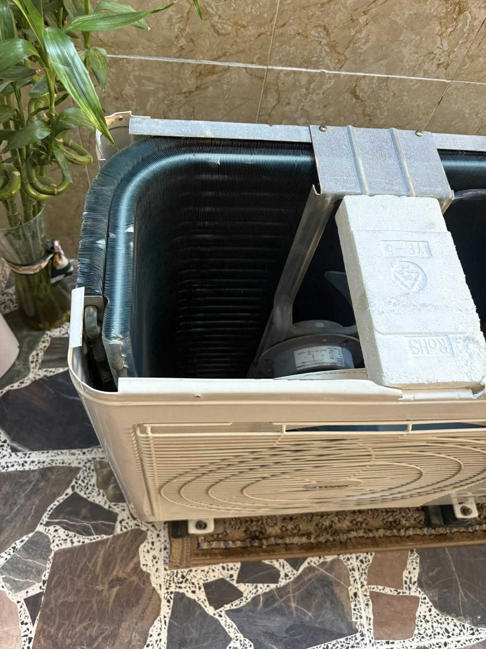 سلام عليكم
قطعه خارجيه يورك تايلندي أصلي مو صيني
دبل راديتر   2/3 طن   28.000 BTU 
غازه بي مقفول   R.22  
بلادي نظيفه جدا
ظمان  10 أيام
السعر  ٢٥٠  الف
بغداد حي الجامعه
***********
