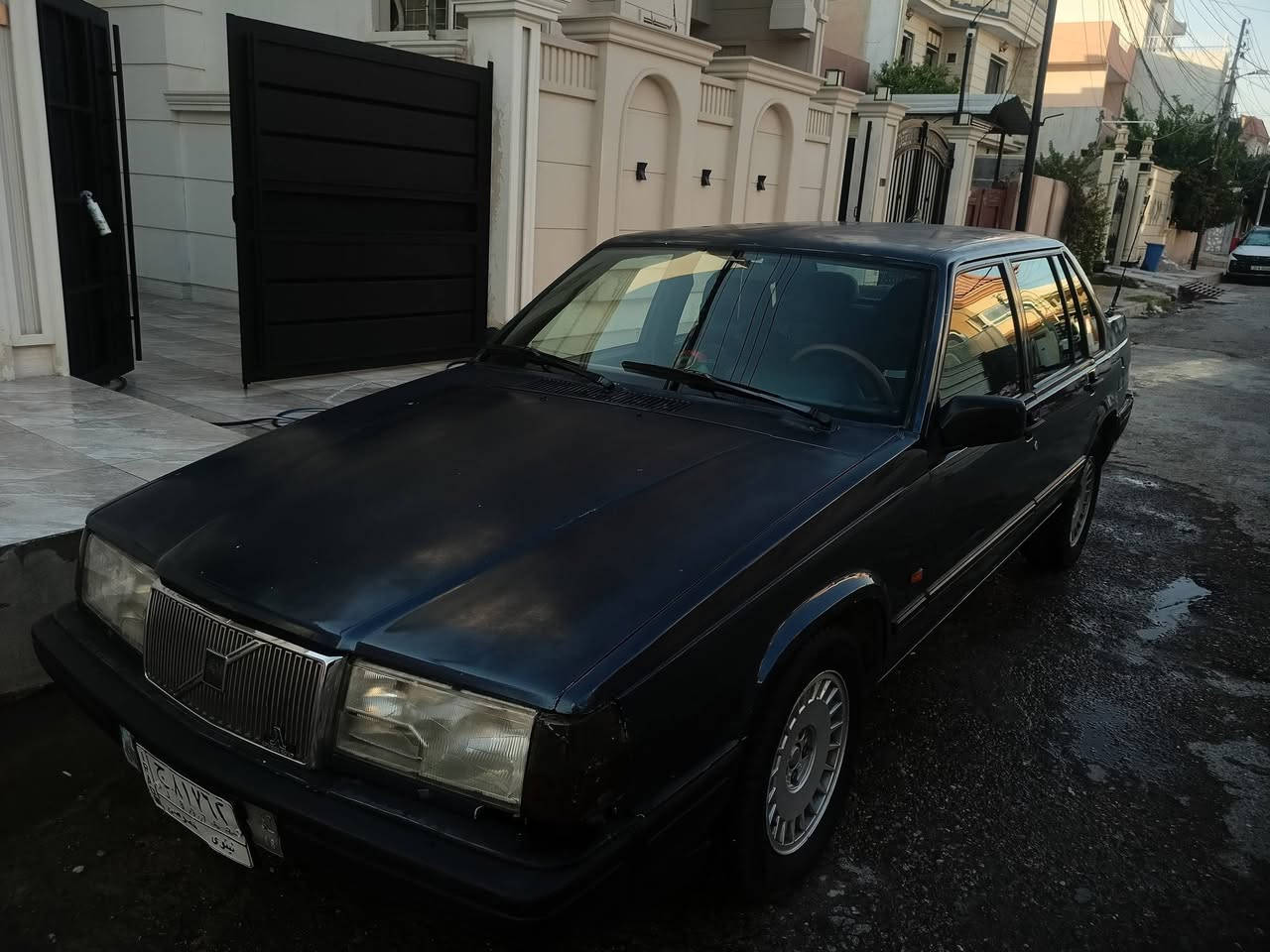 فولفو موديل 1992 
حجم 940
كير محرك تبريد شرط
بسمي سعرها 55 بيها مجال 
صبغ عام اثر تقحيل ضرر تكمه خلفيه وكع عليها بلوكه والباقي كفاله 
عنوان حي المثنى 
للتواصل ***********
