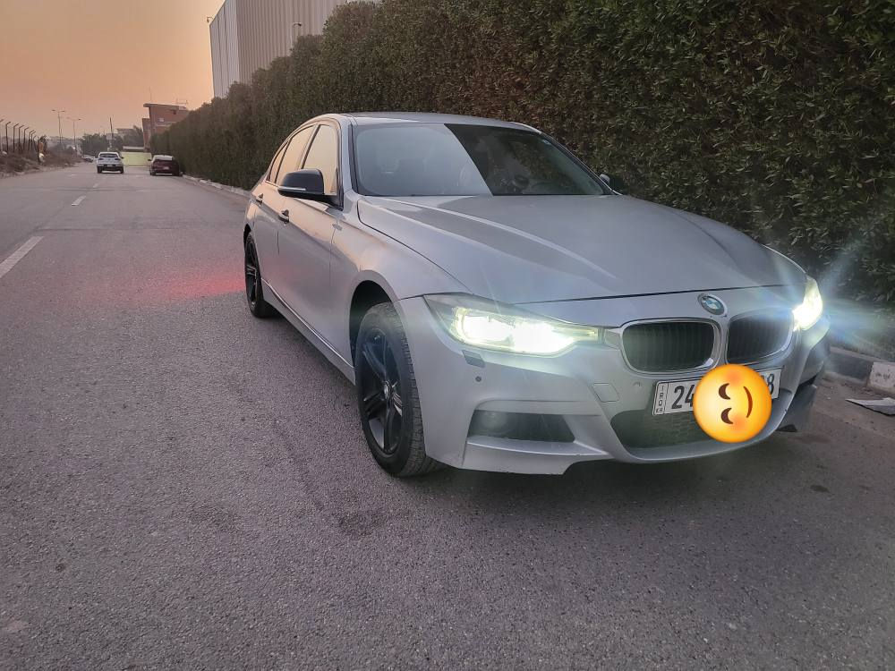 السلام عليكم BMW 2018
320i
السعر  155$
بيع او مراوس

ماشيه 90000
محرك 2000 توين توربو
بصمه
كشنات جلد
وباقي المواصفات المعروفه
صور الحادث مرفقه
العنوان بغداد الكرخ
*********** بغداد, العراق
