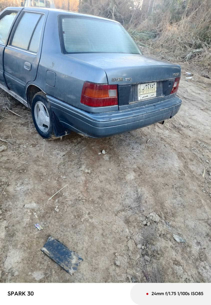 هونداي اكسل سياره جاهزه تحويل سنويه صاقطه السعر 10وبيه مجال قليل***********
