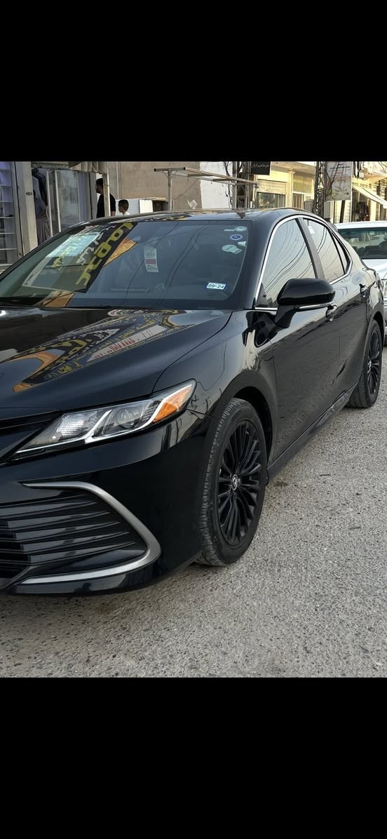 سلام عليكم سياره كامري للبيع 
موصفات بصمه كشن كهرباءرادار تحديد مسار تشغيل عن بعد موصفات محسن Le 
ماشيه 55/km
الضرر أربع قطع جهه السكن بدون دواخل بدون أرباك  صور الحادث داخل المنشور 
١٧٥ ومجال بسيط 
العنون سامراء 
للاتصال ***********
