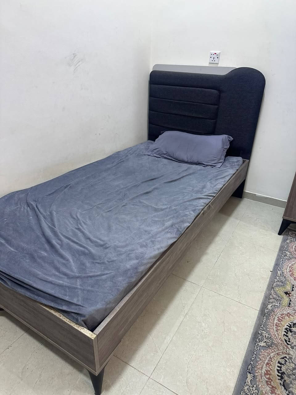 غرفه شبابيه وغرفه بناتيه وتخم للبيع المكان الدوره


**إذا كنت صاحب هذا الإعلان وتريد حذفه لأي سبب، رجاءا أرسل رسالة إلى الدعم الفني**