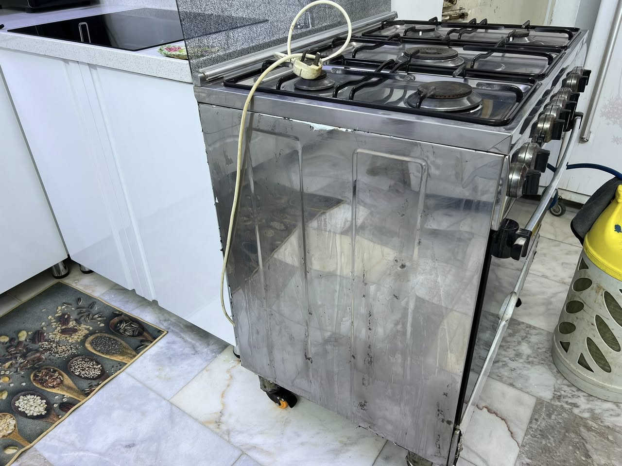 طباخ فريش نضيف جداً خمس عيون غاز ابو الفرن مكاني التنومه شارع 17 السعر 300


**إذا كنت صاحب هذا الإعلان وتريد حذفه لأي سبب، رجاءا أرسل رسالة إلى الدعم الفني**