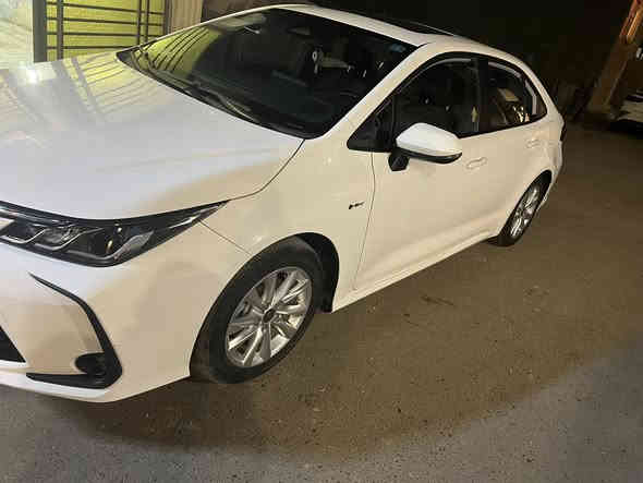 السلام عليكم كورلا هايبرد 2024 السياره فول واحد على واحد مكفوله عده هاي الطخه الي بل باب الصدر موضح كدامكم وشخط بالدعاميه هم موضح بالصوره السياره باسمي حتى الارضيات مفاتحهن بعدهن بجيسهن ومشتريلها تخم كاعيات عظم عاج بلادي مال كورلا مكاني بغداد الاعظمية رايدها 145 وبيها مجال للطيبين ***********
