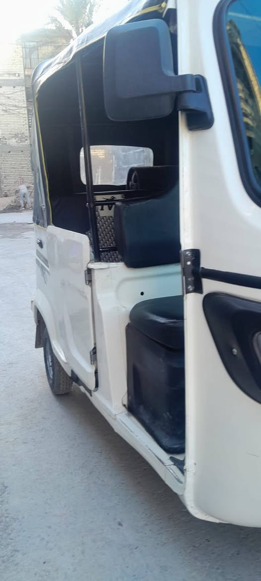 تكتك للبيع تيفيس موديل 22 شهر 9 سعر خاص رقم الهاتف ***********
