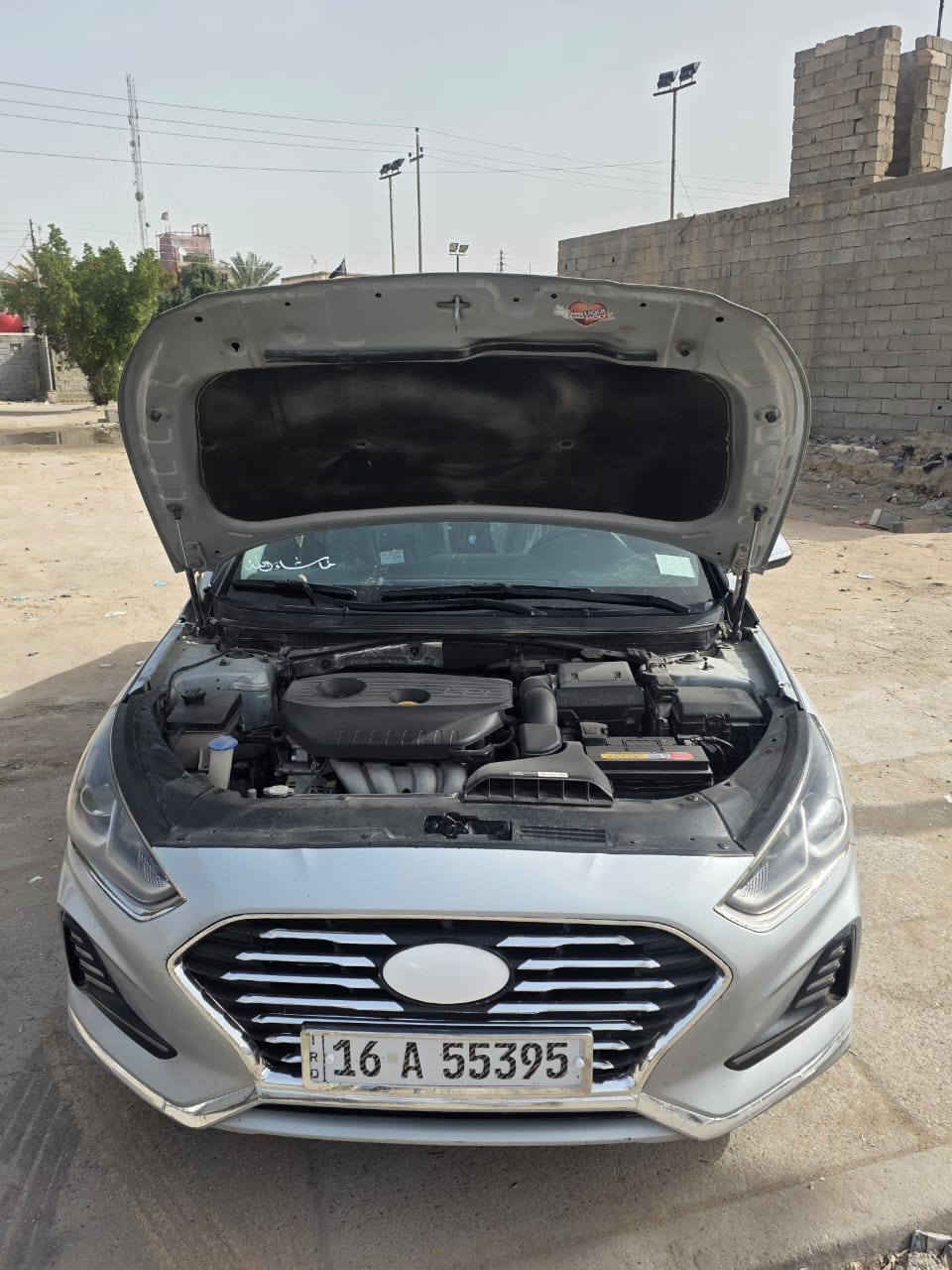 سلام وعليكم سوناتا موديل 20 اصل غاز بلاد مكفول من الصبغ فقط بنيد مقسم وبيها ضربه بالبدنه ما والله للحوض مراوس او بيع السياره باسمي مكانه بصره خور الزبير *********** سعر 152
