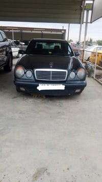 للبيع – مرسيدس موديل ١٩٩٦ 🚘 سيارة نظيفة جداً، معروفة بقوتها وراحتها عل...