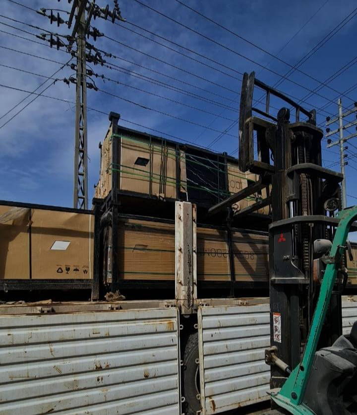 يعلن دار بورسلين 
عن وصول أكثر من 48 لون من البورسلين الهندي والصيني 
مخصّص لأسطح كاونترات المطابخ
🛠️ خدماتنا:
🔹 بيع البورسلين جملة ومفرد 
🔹 يتوفر كادر متخصص لتنفيذ أسطح كاونترات (بورسلين) بجودة عالية
🔹  تجهيز المعامل و المطاعم والفنادق حسب الطلب و بأسعار #تنافسية 
📦 البيع: جملة الجملة
⏳ الكميات محدودة
📍العنوان - بابل
🚚 يتوفر توصيل لجميع محافظات العراق
📞 للحجز والاستفسار:
***********
*********** (واتس آب)

دار البورسلين
✨ فخامة تدوم… ولمسة تميّز لا تُنسى
