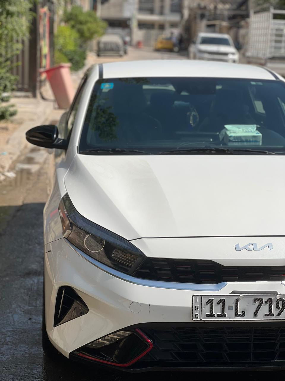 السلام عليكم
فورتي 2023  GT line
نص فول وارد امريكي 
ضربه خلفيه لا حار ولا صبغ فقط بارد
محرك2000دوش 
السبير ويل كب نفس المشدود 
تخم تاير جديد
السياره مال جناي ابأسمي رقم بغداد ثاني يوم تحويل 
المكان زعفرانيه 
***********
