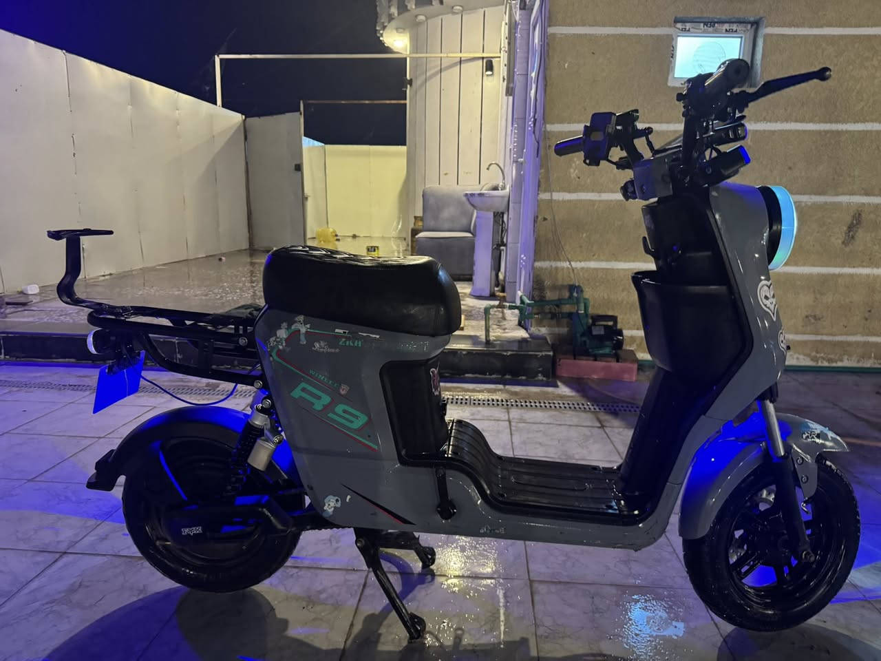 سلام وعليكم
دراجه .R9 حجم ٢٠
حلوه ونظيفه وكامله مكمله أي نقص مابيه 
وسعره ٣٧٥
وبيهه مجال مكانه البياع لاعلام


**إذا كنت صاحب هذا الإعلان وتريد حذفه لأي سبب، رجاءا أرسل رسالة إلى الدعم الفني**