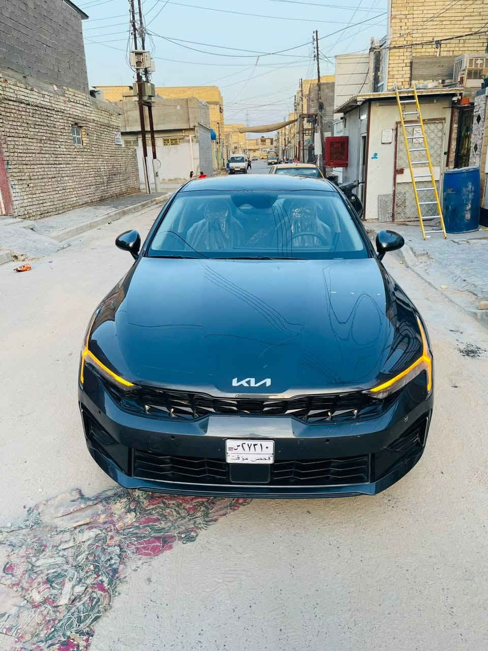 سلام عليكم عندي كي فايف مديل ٢٠٢٥ نص مواصفات ماشيه ٥٠٠٠  وارد امريكي مكينه 2500 بيه حادثة تبدل جاملغ عكس سايق وبنيد وباب خلفي بدون رقم مكاني بغداد مدينه الصدر ***********السعر ١٤٣ قفل قفل سياره بسمي كامله مابيه اي نقص
