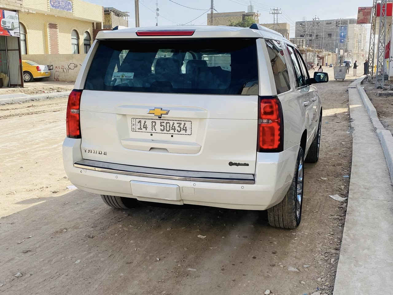 تاهو ltz خليجي فول واحد عله واحد اعله فئه للتاهو كفاله عامه ضربه صبغ كير مكينه حداد كله جديد ماشيه 170زقم بصره دولي بسمي سياره جديده بمعنه الكلمه 
جنطه شفط
دوس كهرباء 
ردار امامي 
ردار خلفي 
ثلاجه 
حساسات امامي 
حساسات خلفي 
داتا شو 
كشنات خزن 
كشنات تددفه تبريد 
شاشه عرض وسطيه
ستيرن كهرباء 
كشنات خزن
قاصه
زنون بلاد 
ستيرن تددفه 
أساير بلمري
اربع بصمات 
تو ويل
فتحه
دوسه تصعد وتنزل وين الباب
نقطه عمياء
كشنات كله كهرباء
فول الفول بيه بارد بربع الجاملغ الايمن جوه كد جف ولباقي كله كفاله مكانه بصره قضاء المدينه سعره 340وبيه مجال ***********
