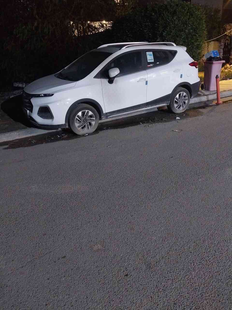 السلام عليكم
سياره جاك js3
اللون ابيض
بغداد حره  باسمي
ماشيه ٣٠٠٠كم فقط
بدون صبغ او بارد او ضرر  بحاله الوكاله
موديل ٢٤
***********
بغداد  زيونه
