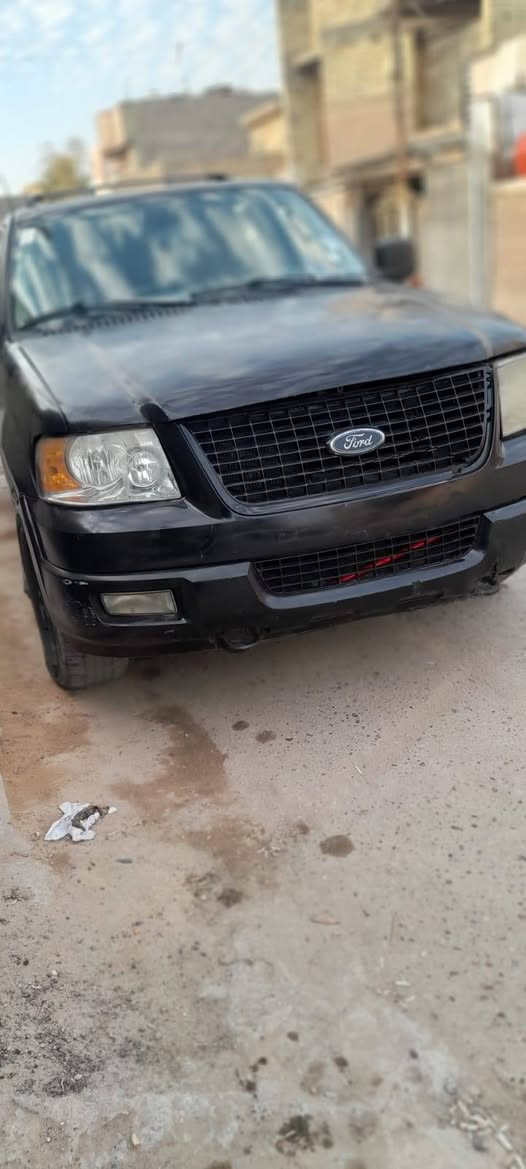 فورت ادوات مكينه ففتي ثنين ونص المكان بغداد مدينة الصدر السعر ١٨ وبيهه مجال حك جيه الرقم ***********
