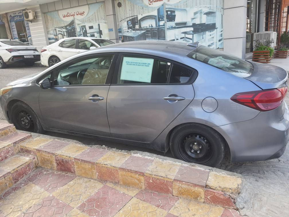 كيا فورتي ٢٠١٧ محرك ٢٠٠٠ كير تبريد صدر بس دبلات تحكمات ستيرن كشن تدفئه تبريد شغال شاشه كامره رقم كربلاء اب اسمي رقم *********** بغداد, العراق
