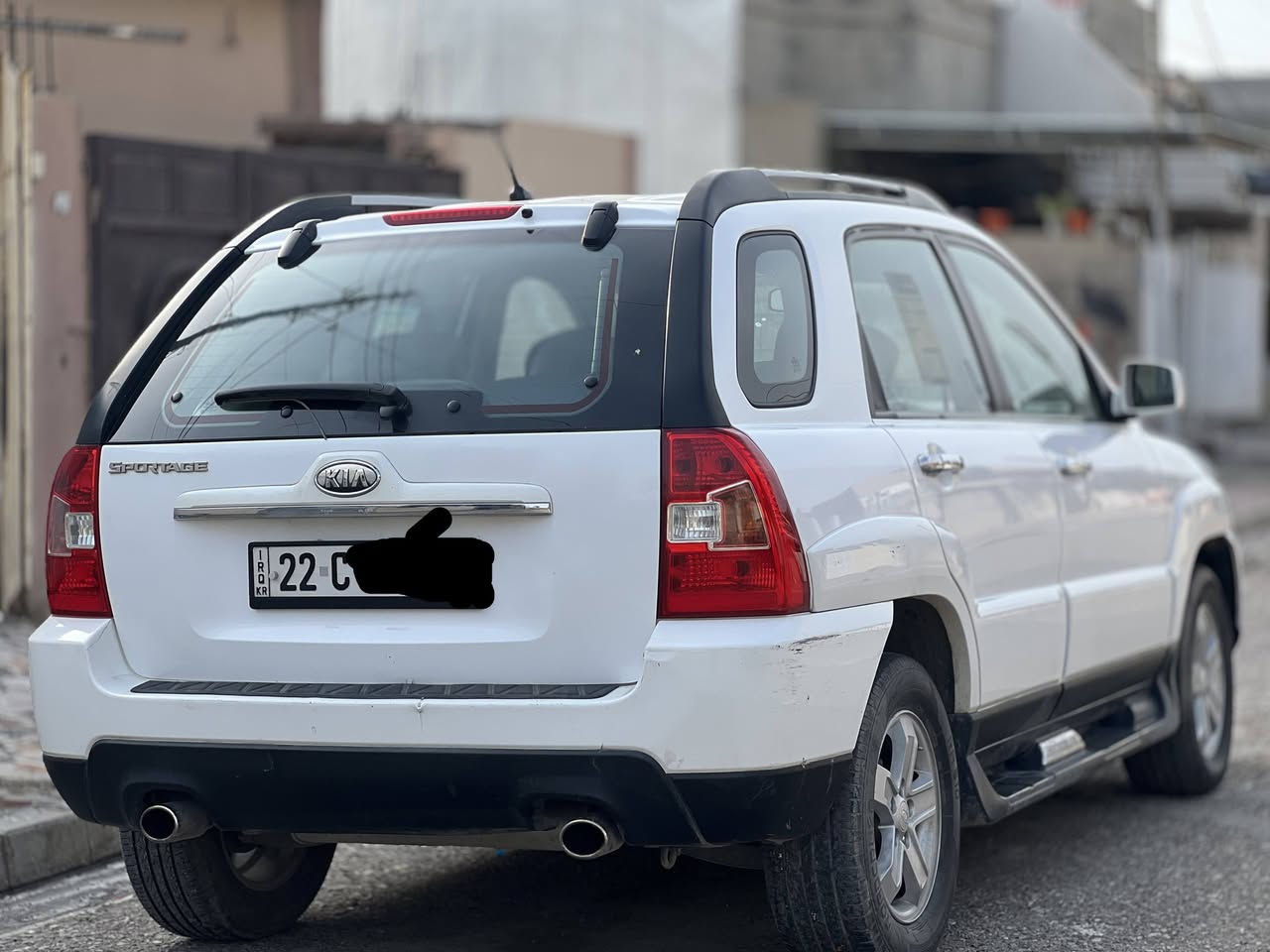 سلام عليكم كيا سبورتج موديل 2010
فول موصفات بيه بس قطع صغير مشرلك بل ازرك بس هي بيه بارد 
رقم اربيل 
*********** تصال

ماشي 161
