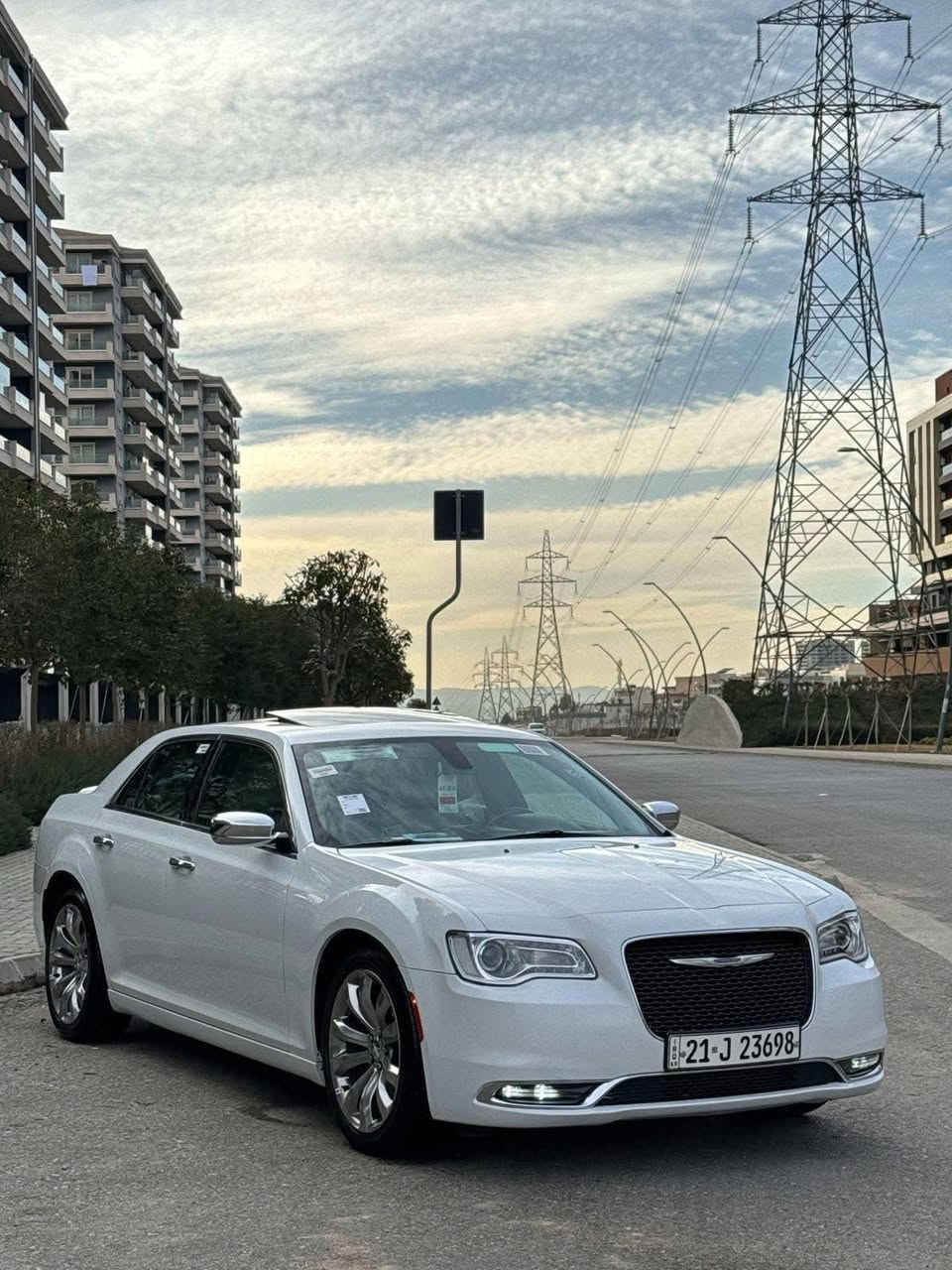 السلام عليكم كرايسلر اوباما 2018 C خليجي كلين تايتل مكفوله كفاله عامه من الضربه والصبغ والبارد والشخط والرصعه السياره بعدها بحاله الوكاله جديده بمعنه الكلمه ماشيه 80 رقم سليمانيه تريد وكاله تريد تحويل محرك 3.6

مواصفات سياره C 
داخل vip داخل ملكي ابيض 
كشنات ابيض ملكي 
كشنات خلفي تدفئه 
سقف بنرامه فتحتين
مري قلاب ويه البك 
خزن ميموري 
ستيرن تدفئه
ستيرن كهرباء 
شفتات ستيرن
لايت عدسات زنون
شاشه كبيره + كامره خلفي دواره
نضام صوت الباين 
ويل 20 مكسيكي 
العنوان بابل حله الرقم ***********
