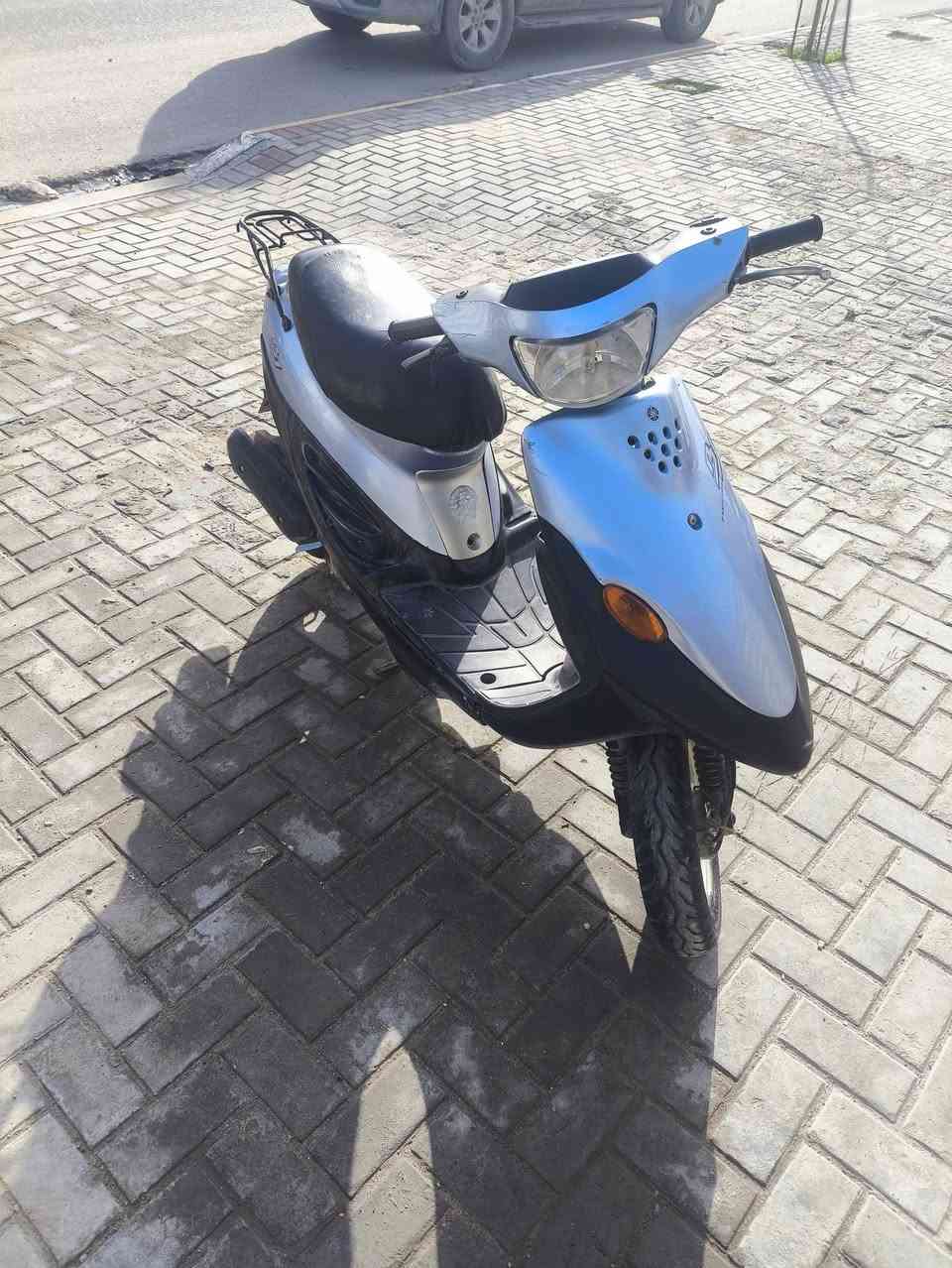 دراجه بيجي كلش نضيفه
لدراجه سويجها بصمه وتقفل ستيرن وقفل جنطه
ولايتات امامي خلفي عداد بانزين وعداد سرعه كلهن شغالات
لدراجه كلش نضيفه وناعمه تطلع 55 سرعه مكينتها خرسه
دراجه مفتوحه مره وحده مكانها سماوه حي موسى لكاضم
سرعه 400 وبي. مجال للشراي 
للاستسفسار ***********
