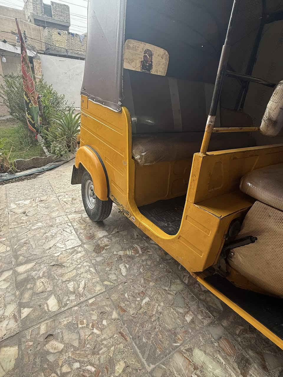 عشرين رقم وسنويه تحويل ثاني يوم مكينه بوشه وبستم كشرر نضيف  سعرر 6450وبيهه مجال للستفسار *********** 
بغداد ر ئاسه العبيدي
