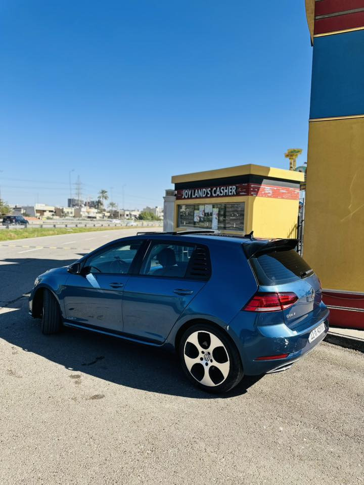 كولف 2018
محرك 1.8 مواصفات ) بانوراما كشنات جلد تدفئ کشنات كشنات كهرباء شاشة كبيره رادارات کامره خلفيه فول مواصفات

ماشيه 100 الف كيلو حادثها جاملغ الورا وباب الخلفي وهنا صار عدي طخه جاملق الكدام ولبنيد محرك

وكير وتبريد كفالة تخم تاير جدید حداده جدیده

بدون نقص برغي السياره رقم بغداد بأسمي مشروع وطني السعر 125 وبيهة مجال 
للاستفسار واتساب او اتصال ***********
