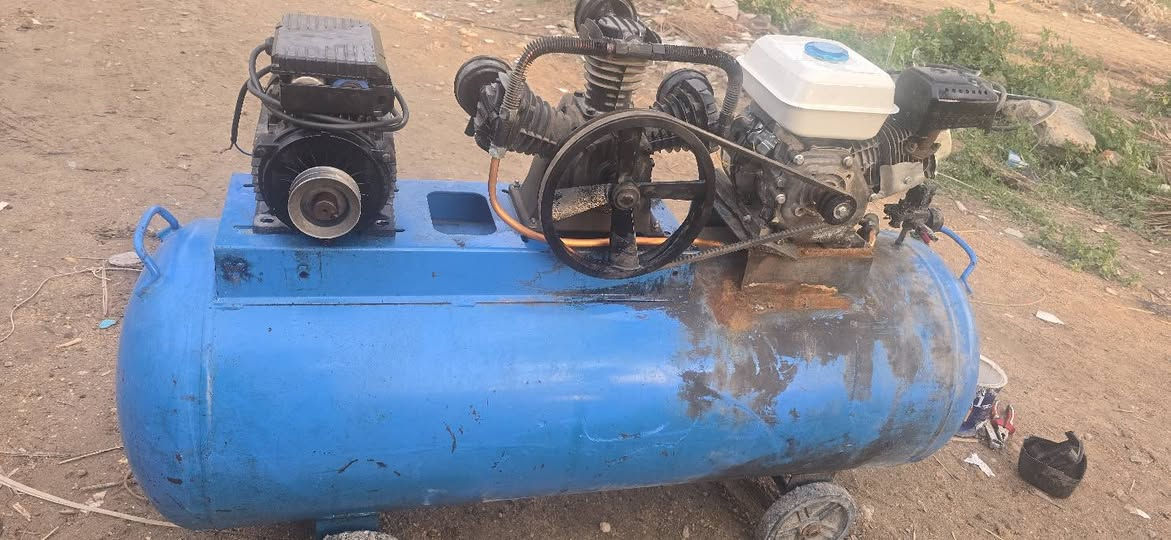 كنبريسر للبيع حجم ٣٥٠ عل فحص الشراي يجي خاص او ينتصل عله الرقم ***********العنوان حله السعر انتصل وتدلل انتصل واتساب وماسنجر حلة, بابل
