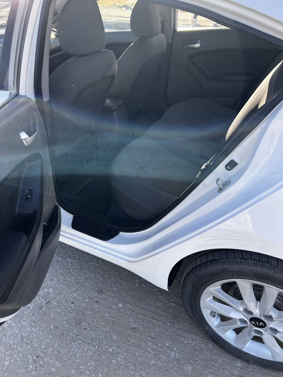 ‏سيارة للبيع ‏مكاني نجف ‏السيارة 2018 ‏سيارة حلوة ‏بيها فقط الباب الصدر وشوية الخلفي للاستفسار الرقم*********** ￼
